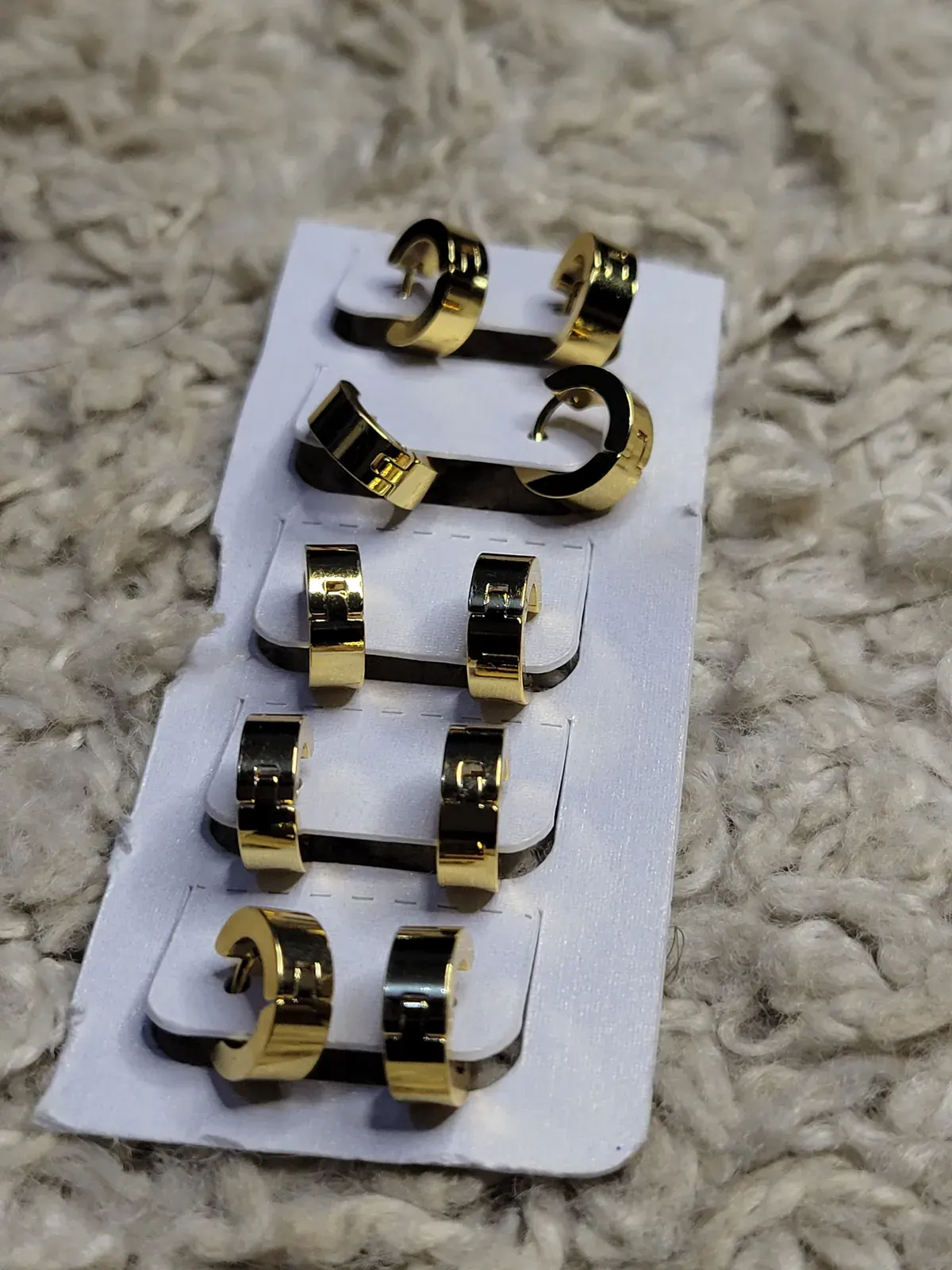 Gold Huggie Hoop Set